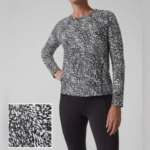 Athleta Women's Size M Black/White Activewear Long Sleeve Workout Top Rashguard